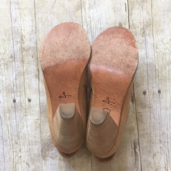 J Shoes Saloon Booties - Picture 6 of 8